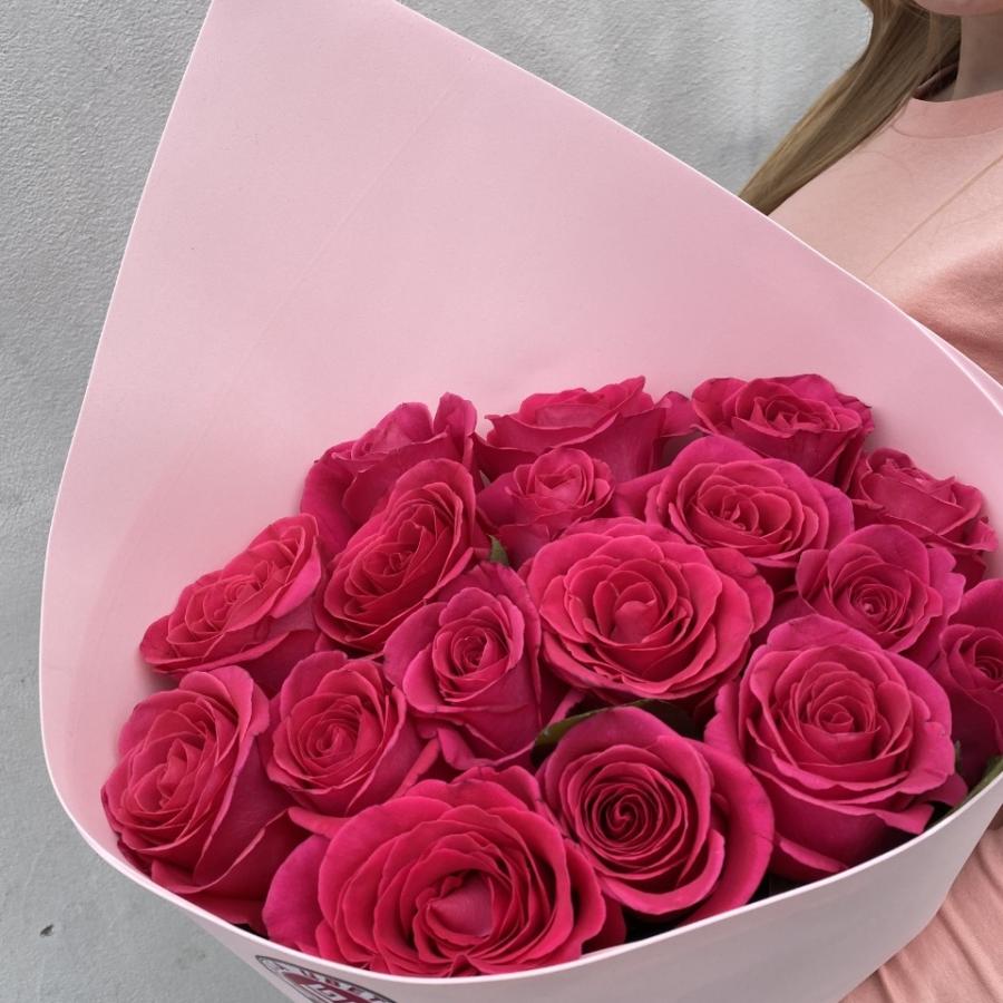 Букеты из розовых роз 70 см (Эквадор) [articul  181896zn]