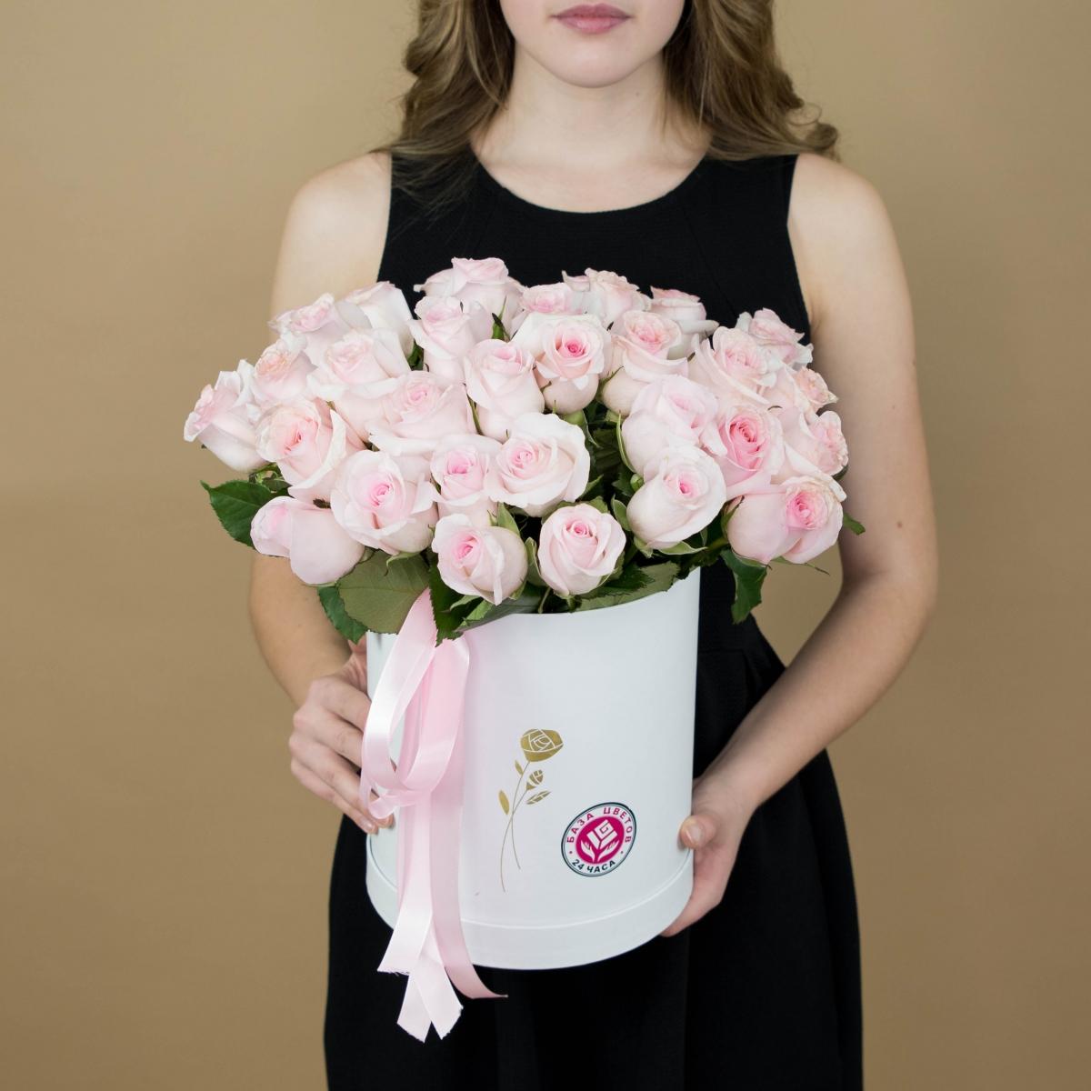 Розы розовые в шляпной коробке код товара  1908rya