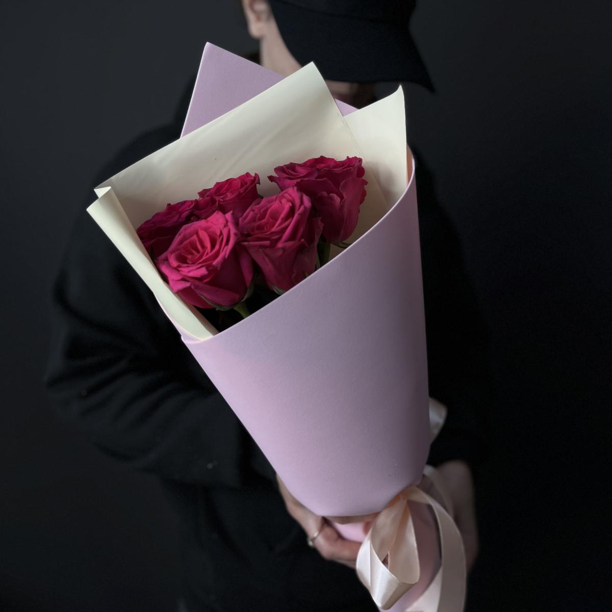 Букеты из розовых роз 40 см (Эквадор) артикул букета  86178rya