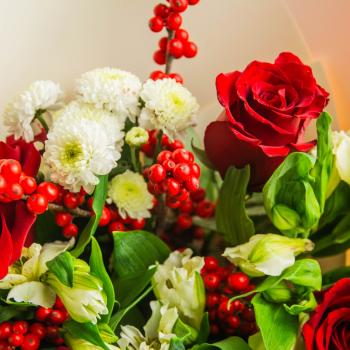 Букет цветов Красноватый глянец