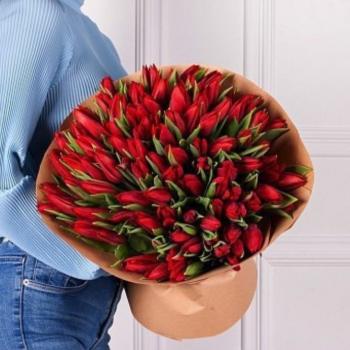 Красные тюльпаны 101 шт Артикул: 138171rzn
